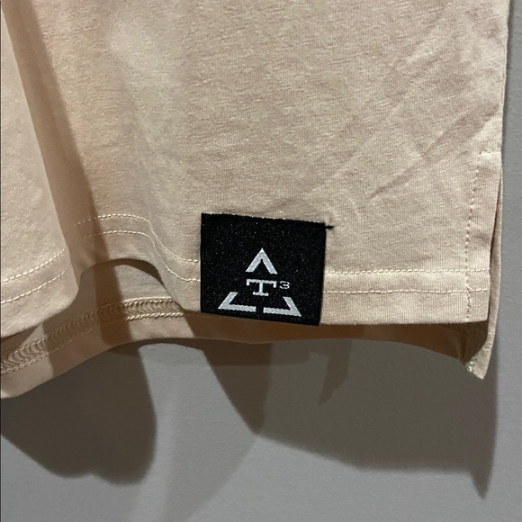 Graphic Tee - Picture 4 of 4